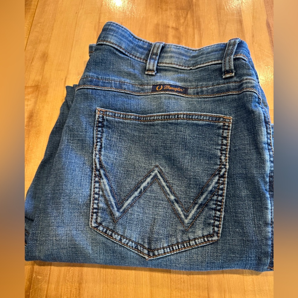 Wrangler Willow Women's Classic Blue Boot Cut Jeans 35/19 x 34